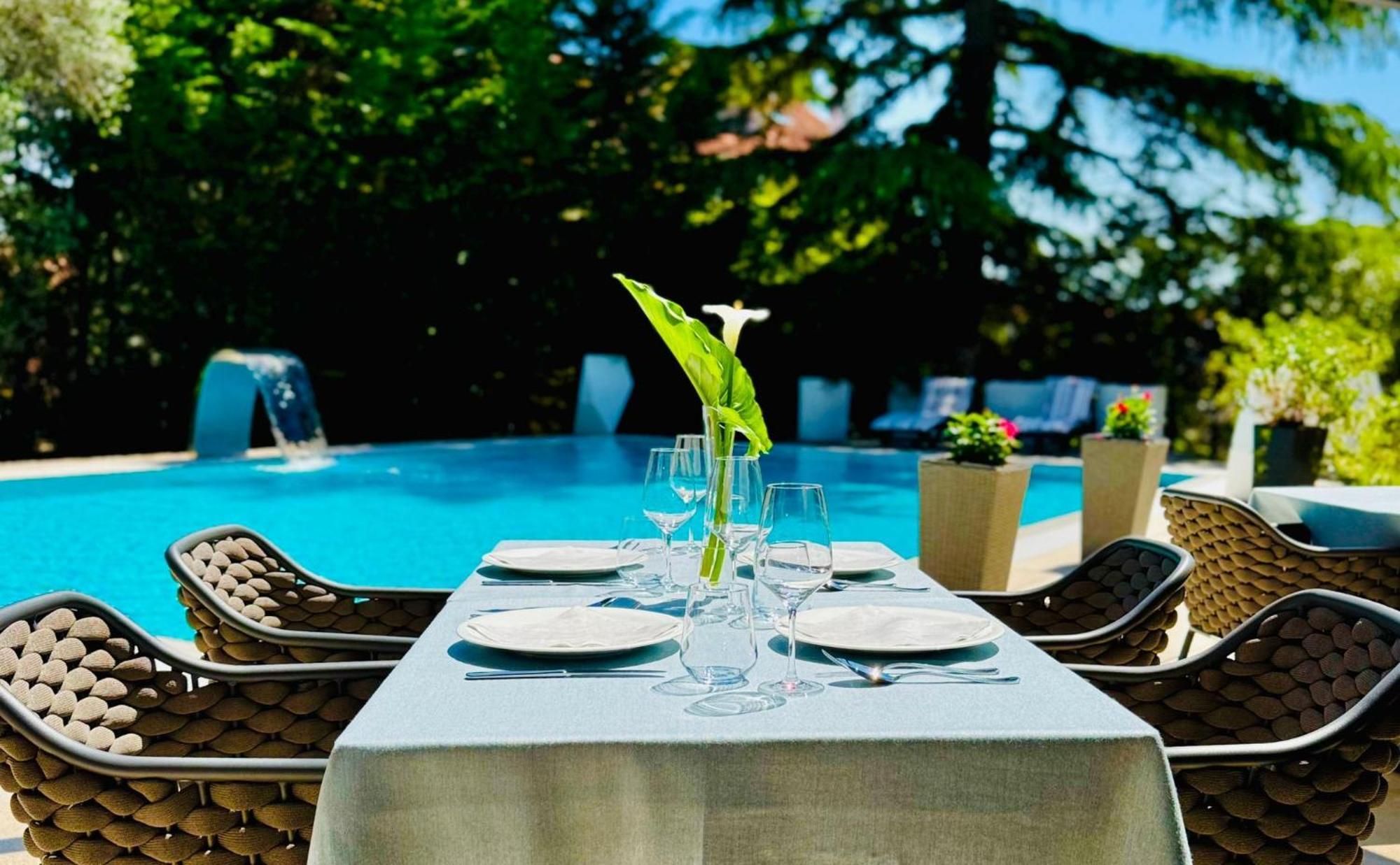 Hotel Arupinum Rovinj Bagian luar foto